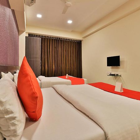 Hotel Royal Rituals Vesu Σουράτ Εξωτερικό φωτογραφία